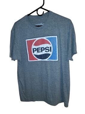 Pepsi Gray Tee with Red & Blue Logo Size Large